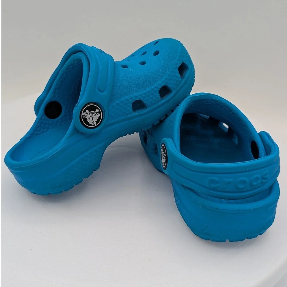 Crocs Kids Classic Clog Bright Blue Water Friendly Slip On Shoes Size C5
